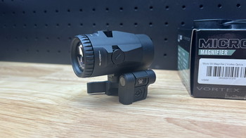 Image 5 pour Vortex v3xm (Micro 3X Magnifier)