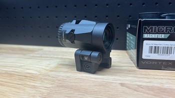 Image 6 pour Vortex v3xm (Micro 3X Magnifier)