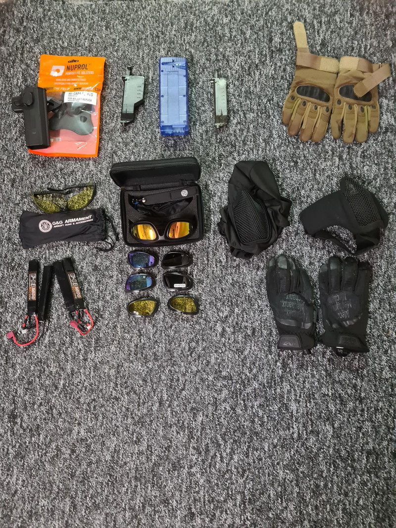 Image 1 pour Allerlei airsoft spullen