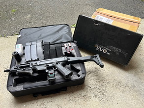 Bild für Scorpion evo 3A1 avec sacoche et accessoires