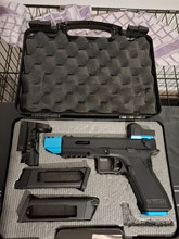 Image pour Novritsch SSP18 (With blue modifications / CO2 version) + 3 mags + Free bag of BBs