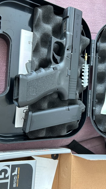 Image 2 for Glock 17