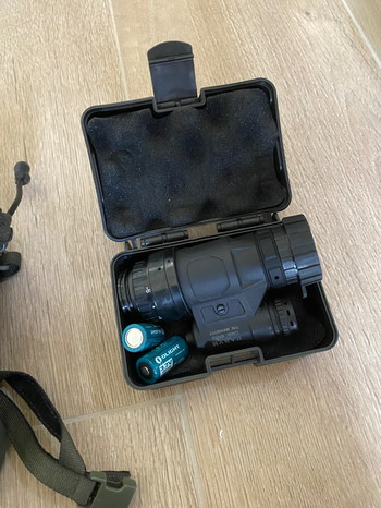Imagen 4 de Ballistische helm in combinatie met een Tanto NVG gen2+
