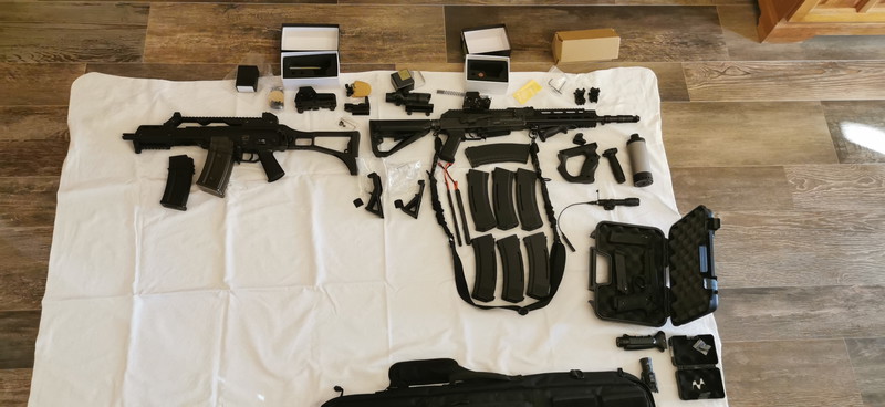 Bild 1 für Arcturus AK04 PERUN Edition + M9 Beretta Dual Powered(Co2 and Green Gas) + ASG G36C and all the eqipment for these