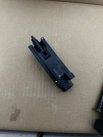 Bild 3 für Maruyama SCW-9 SD2 GBB + 4 magazines