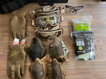 Bild 3 für G&G Arp 9 + 2 plate carriers en andere benodigdheden