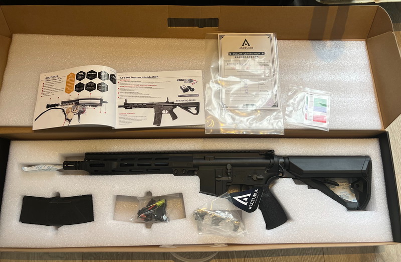 Afbeelding 1 van NIEUWE M4! ARCTURUS 10