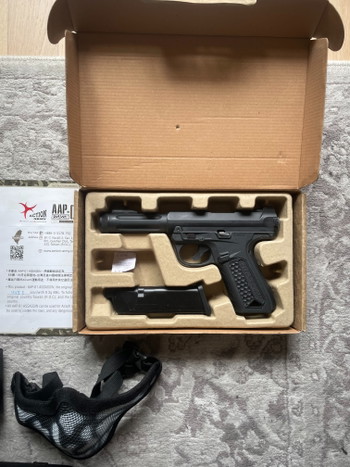 Image 3 pour GBB Pistols and Related Gear. Toyko Marui Hi-Capa 5.1 and Action Army AAP-01.