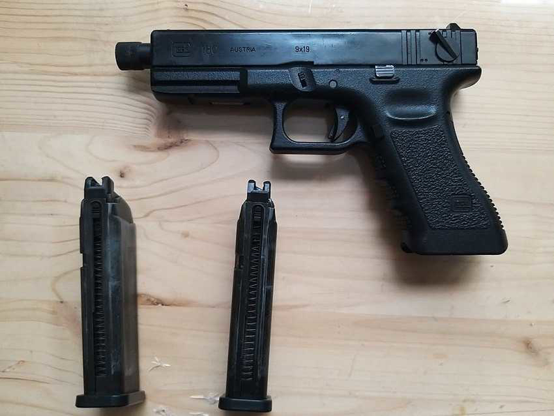 Image 1 for Marui GBB G18c defect met twee magazijnen