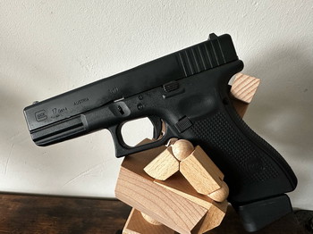 Image 3 for Glock 17 gen4 Co2 - 3 magazijnen - koffer