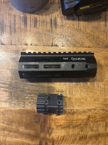 Afbeelding 4 van Octa Arms 7inch M-lok rail