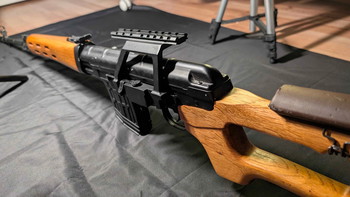 Afbeelding 3 van SVD Dragunov GBB (AimTop) custom real wood