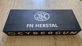Afbeelding 4 van Cybergun FN M249 Featherweight AEG | Box Mag | Originele doos