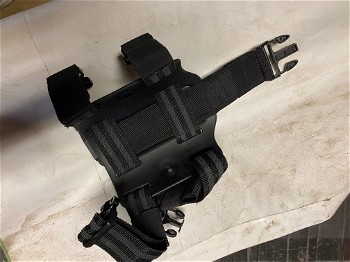 Afbeelding 2 van AMOMAX Drop leg holster met Hi-Capa holster