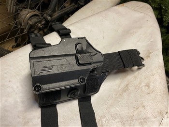 Afbeelding 4 van AMOMAX Drop leg holster met Hi-Capa holster