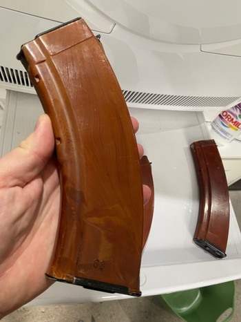 Afbeelding 2 van Real Bakelite 7.62 Ak and 5.45 RPK magazine convert