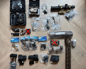 Imagen para TE KOOP AANGEBODEN AIRSOFT PARTS EN OPTICS
