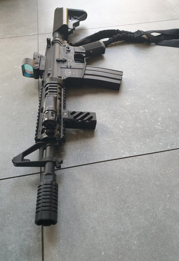 Imagen 3 de BLACKWATER 15  met red dot etc