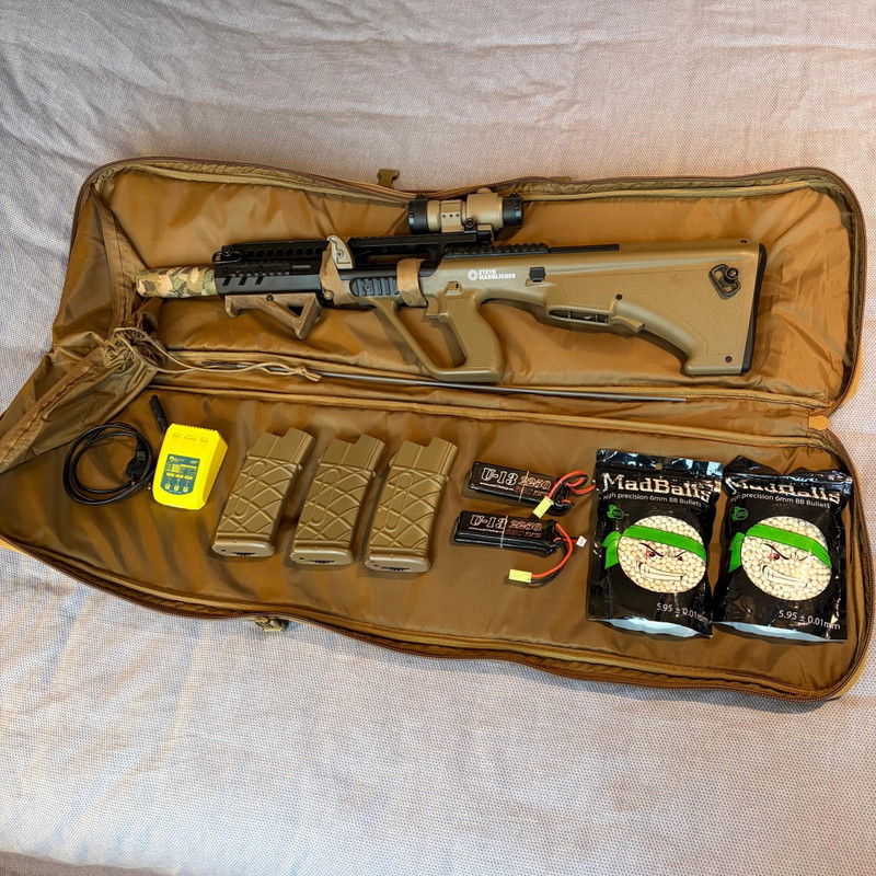 Image 1 for ASG Steyr AUG A2 | Scope | 3x Mags | 2x LiPo & Charger | BB's, bag, sling, horizontal grip