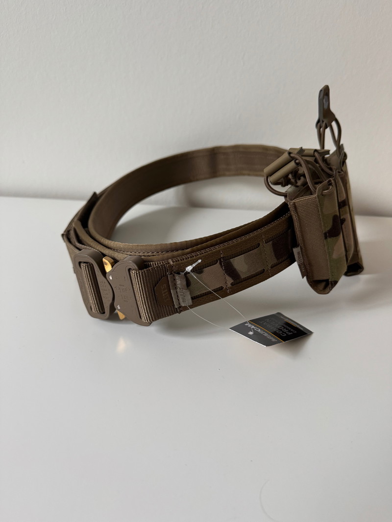 Bild 1 für Nieuw MAVERICK BATTLE BELT multicam + warrior assault pouches