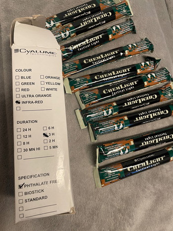 Afbeelding 2 van 10x Cyalume Chemlight IR 3HR