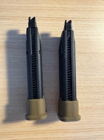 Image 2 for VFC Sig Sauer ProForce P320 M17 CO2 Magazin 21 Schuss Coyote