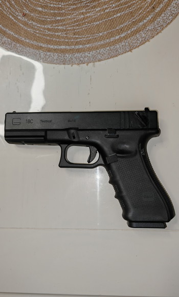 Image 2 for WE Glock 18C Gen 4 + mallette + 2 grips + 3000 bbs