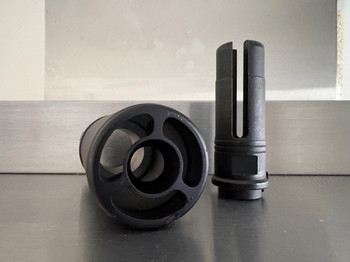 Imagen 2 de 5KU Blast Hider Silencer Flash Hider  14mm CCW