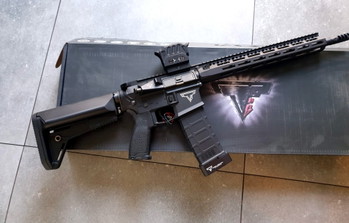 Afbeelding 2 van EMG x Taran Tactical Innovations TR-1 ( new in the box)
