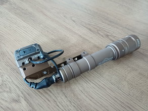 Image for SureFire M600W DE + Unity SureFire mount & Modbutton lightswitch (replica's)