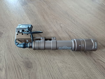 Image 2 for SureFire M600W DE + Unity SureFire mount & Modbutton lightswitch (replica's)