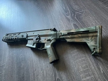 Imagen 4 de Großes Softair-Set (Ares Amoeba M4 Mutant AMM9 & CZ P-09 Duty U.V.M)