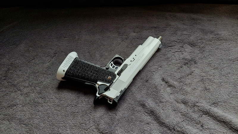 Image 1 for Tokyo Marui Hi Capa 5.1 - white edition