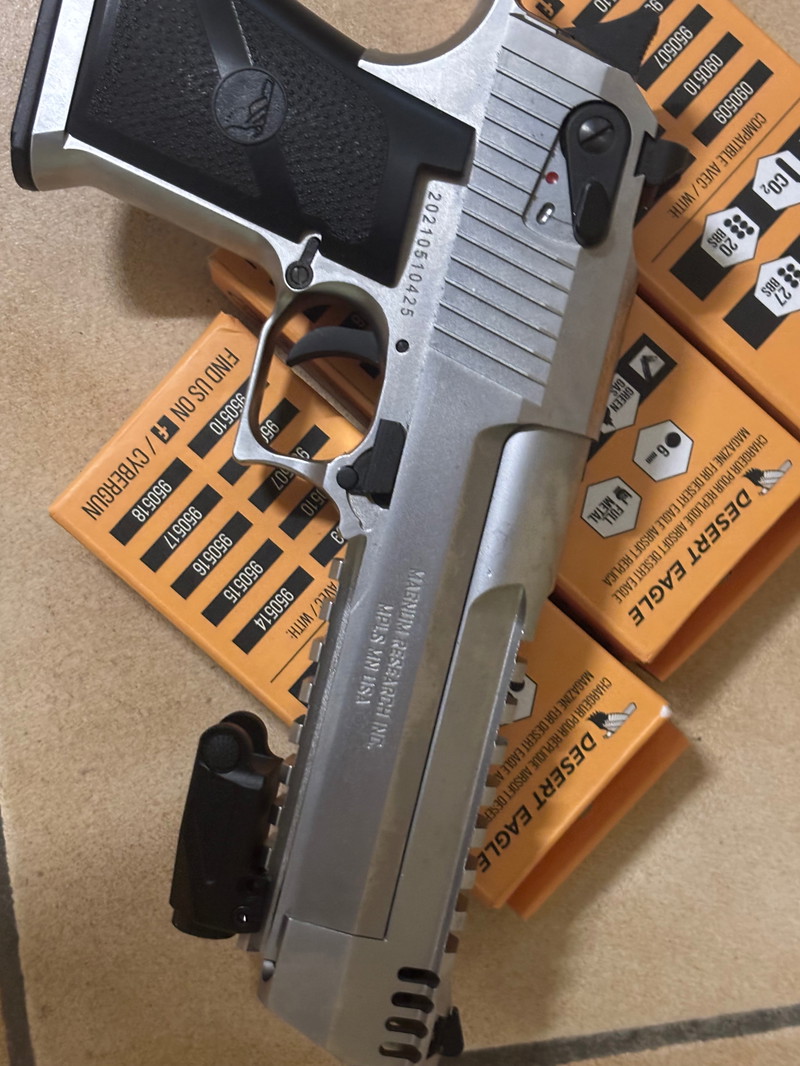 Bild 1 für Désert égale cybergun silver