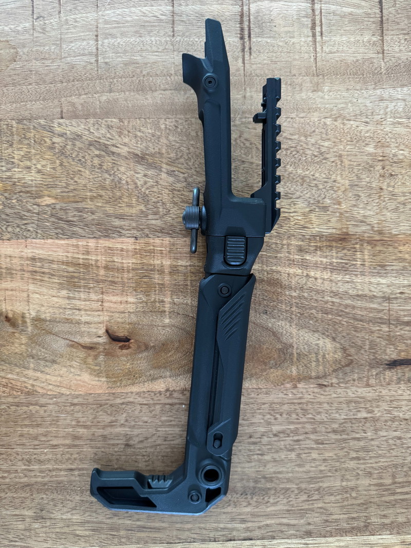 Afbeelding 1 van Folding stock AAP01 Action Army