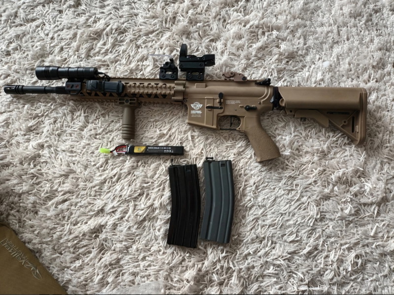Bild 1 für G&G M4 met Precision inner barrel 6.03, speed trigger, mosfet en hop up unit met led module