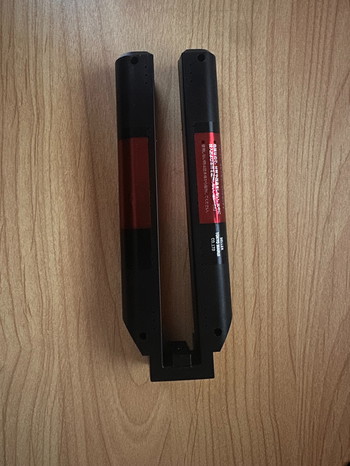 Bild 2 für Tokyo Marui Ni-MH Sopmod Battery 8.4 1300mAh + lader