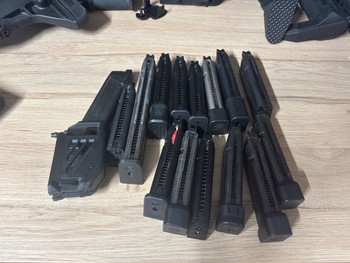 Bild 3 für Glock pakket met veel onderdelen