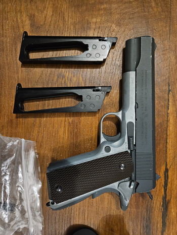 Afbeelding 3 van Colt 1911 compleet