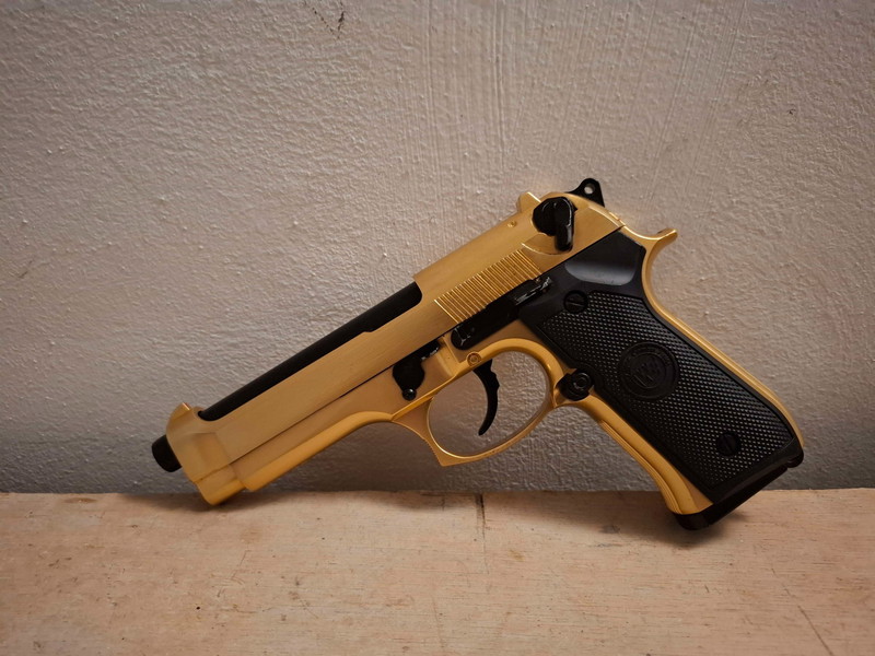 Imagen 1 de WE Beretta 92FS - Gold edition