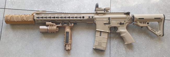 Image pour ISC CXP full metal bronse met surefire light en theta red dot