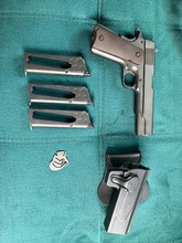 Image for 1911 Colt Full metal (KWC) met 3 mags co2