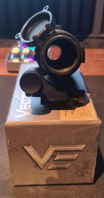 Afbeelding 2 van Vector Optics  Maverick 3x26 Magnifier