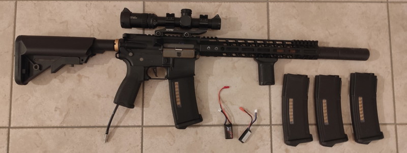 Zdjęcie 1 – HPA M4 WOLVERINE INFERNO SPECNA ARMS MET UPGRADED BUCKING