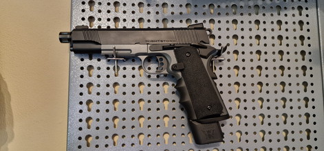 Image pour R32 Nightstorm van army armament.