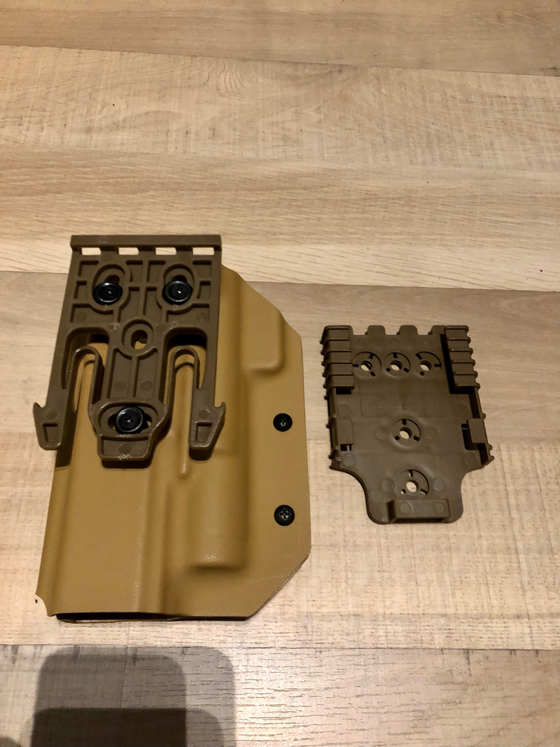 Bild 1 für Deadly Customs Kydex universeel X300 holster met Safariland QLS fork