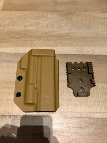 Bild 2 für Deadly Customs Kydex universeel X300 holster met Safariland QLS fork