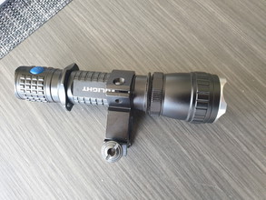 Bild für Olight M23 Javelot Bezel zilver