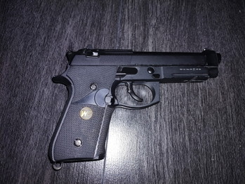 Image 2 for WE M9 BERETTA met 2 (+1) magazijnen.