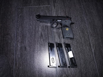 Image 4 for WE M9 BERETTA met 2 (+1) magazijnen.